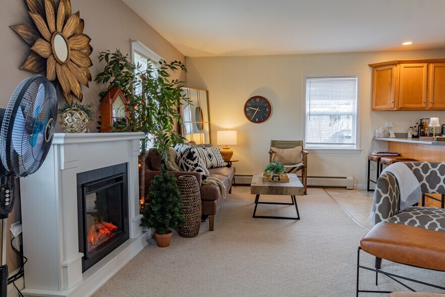 More Photos Of 1530 Congress St, Portland Multifamily For Sale