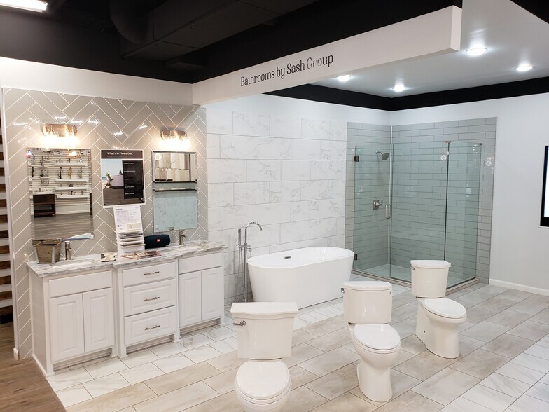 More Photos Of 12119 Johnson Dr, Shawnee Storefront For Sale