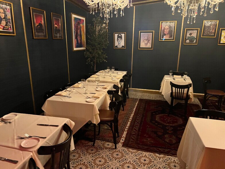 More Photos Of 1300 Madison Ave, New York Storefront Retail Office For Lease