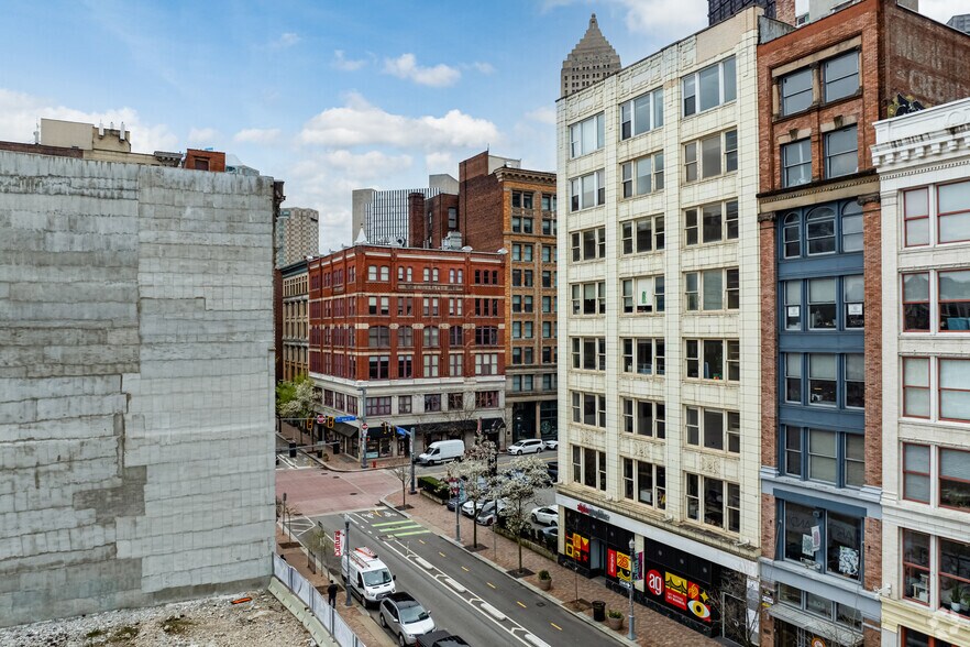 More Photos Of 810-814 Penn Ave, Pittsburgh Office For Lease