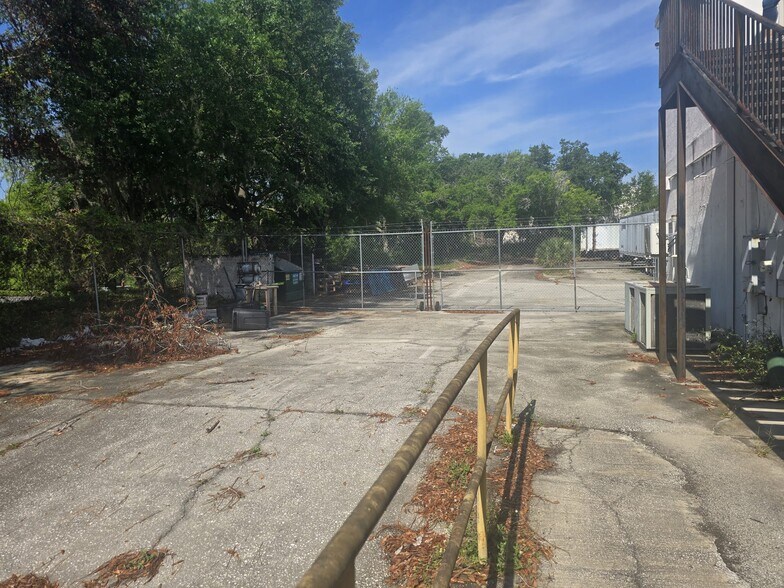 More Photos Of 107 Commerce St, Lake Mary Flex For Sale