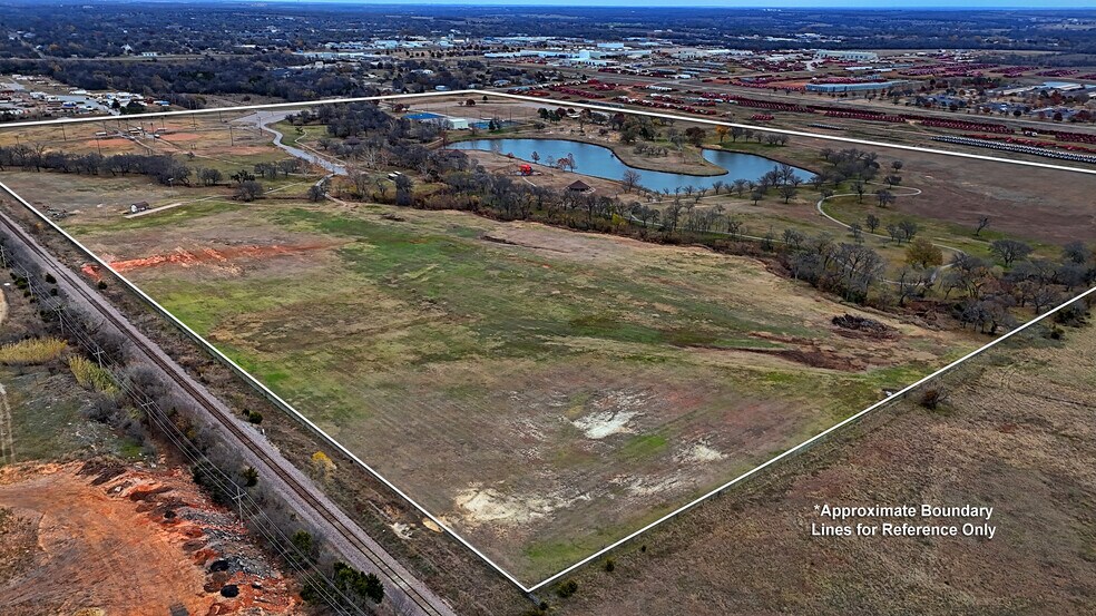 More Photos Of 400 W Martin Luther King Blvd, Duncan Sports And Entertainment For Sale