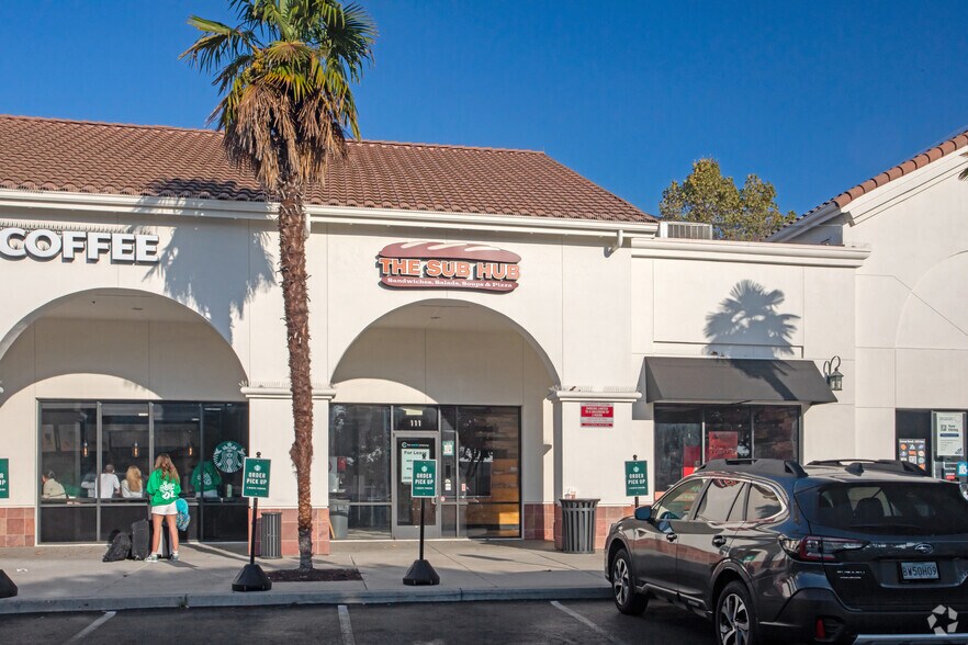 More Photos Of 495 El Camino Real, Santa Clara Restaurant For Lease