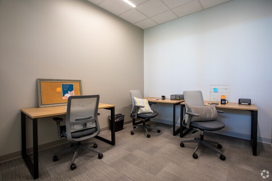 More Photos Of 4900 O'Hear Ave, North Charleston Coworking Space