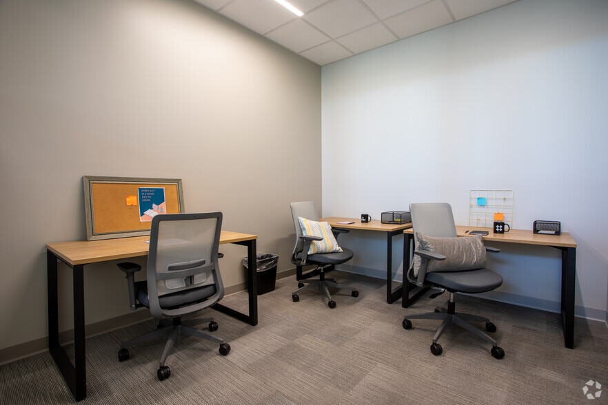 More Photos Of 4900 O'Hear Ave, North Charleston Coworking Space