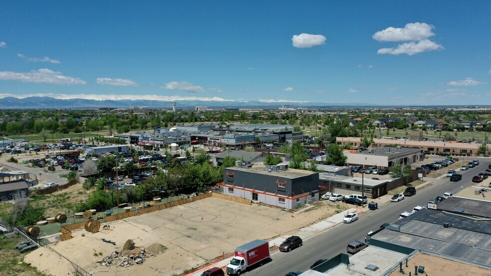 More Photos Of 2323 Dayton St, Aurora Freestanding For Lease