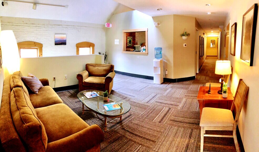 More Photos Of 162 Hegeman Ave, Colchester Medical For Lease