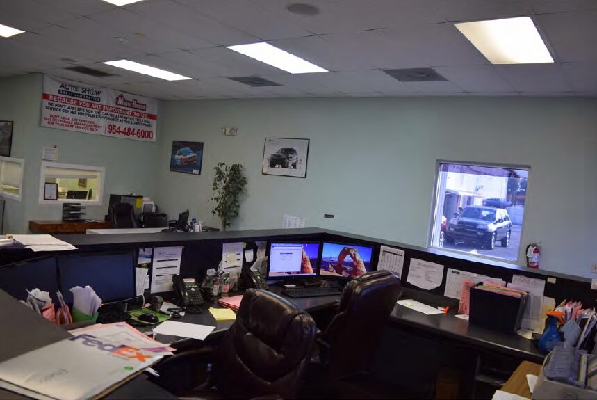 More Photos Of 420-440 S State Road 7, Plantation Auto Dealership For Sale