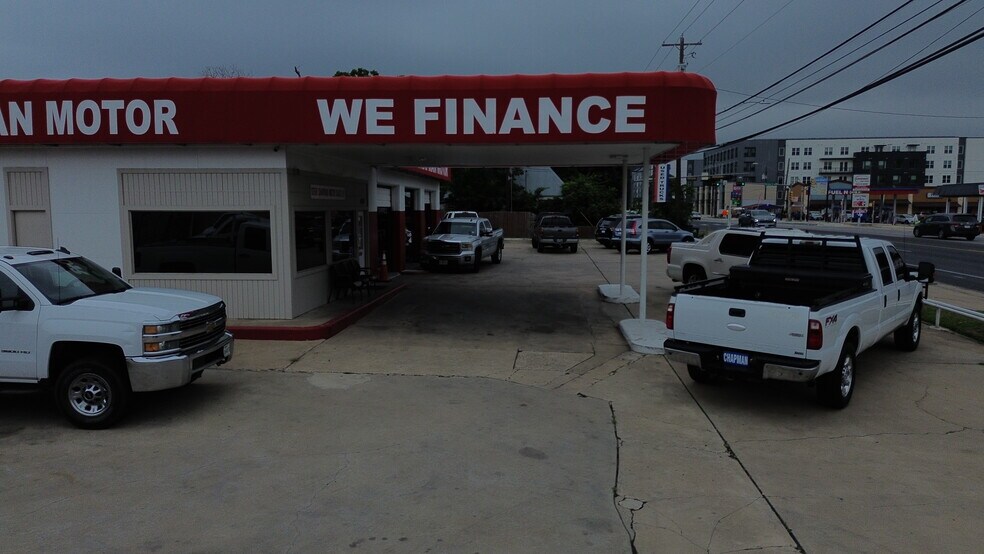 More Photos Of 4712 S Congress Ave, Austin Auto Dealership For Sale