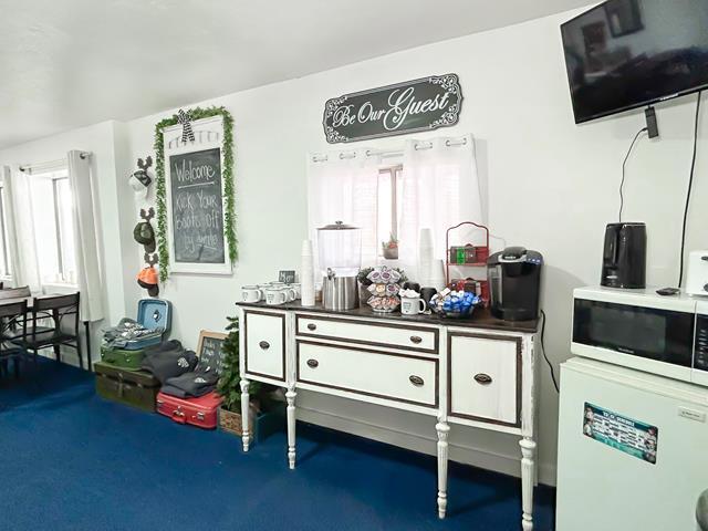 More Photos Of 10763 US Highway 30, Cokeville Hotel For Sale