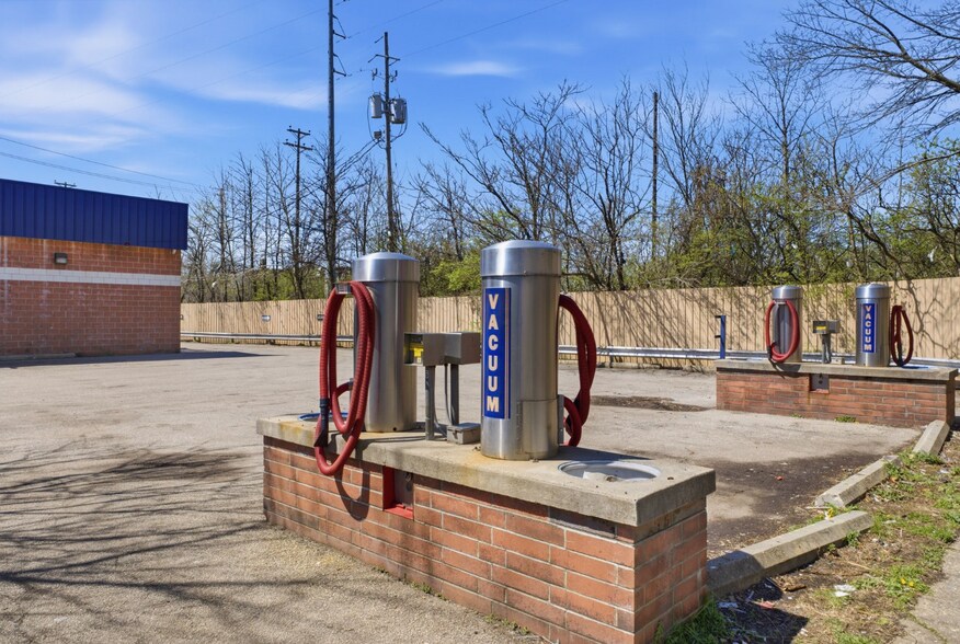 More Photos Of 8219 Broadway Ave, Cleveland Carwash For Sale