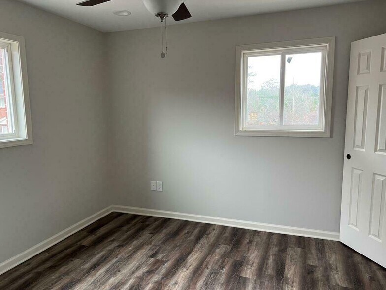 More Photos Of 3751 Martin Luther King Jr Dr SW, Atlanta Apartments For Sale