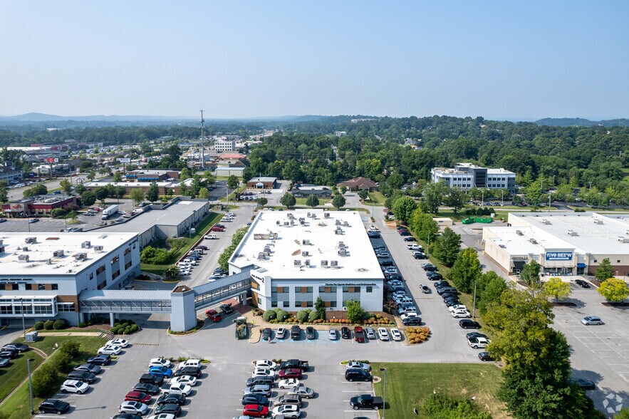 More Photos Of 7305 Jarnigan Rd, Chattanooga Medical For Lease