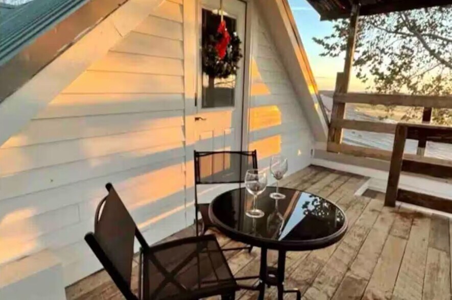 More Photos Of 1241 Post Oak Point Rd, New Ulm Specialty For Sale