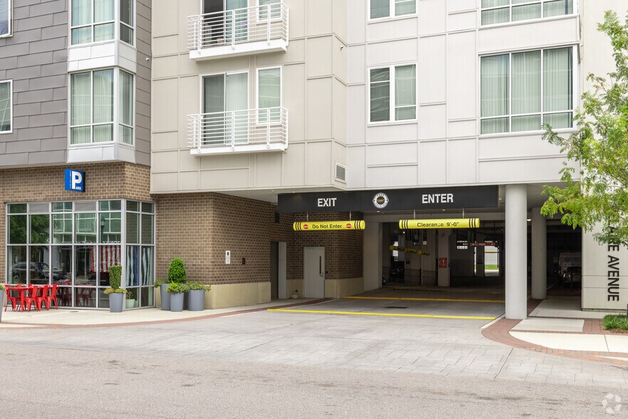 More Photos Of 555 Belaire Ave, Chesapeake Coworking Space