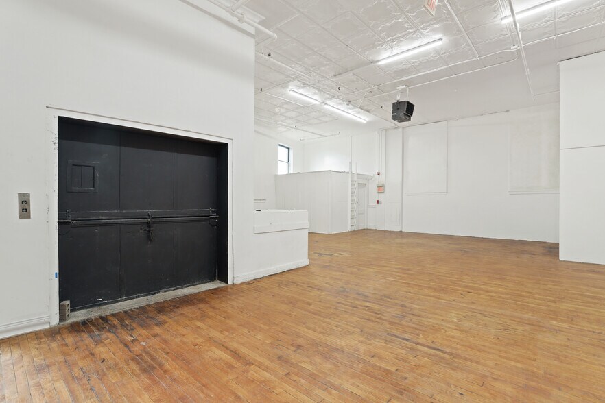 More Photos Of 251-255 S Main St, Fall River Office For Lease