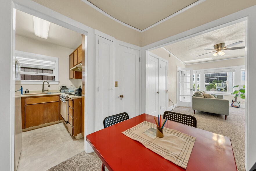 More Photos Of 1021 H St, Sacramento Apartments For Sale