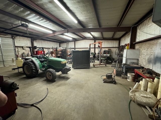 More Photos Of 7931 19th St, Lubbock Warehouse For Sale