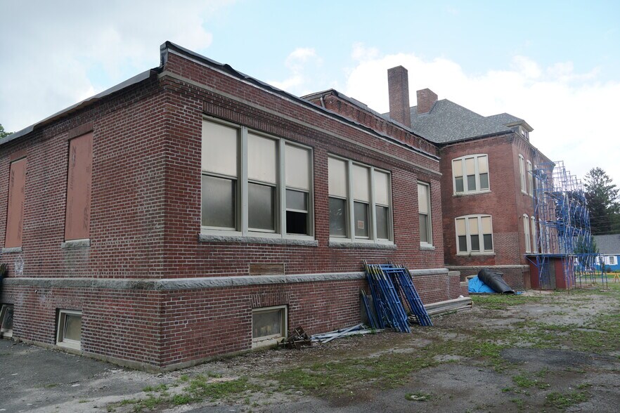 More Photos Of 356 Britannia st, Taunton Apartments For Sale