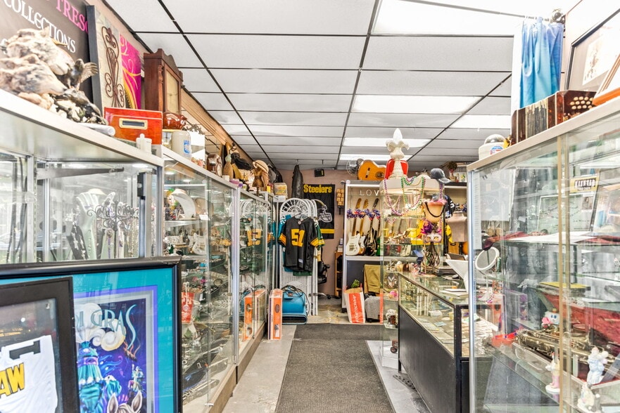 More Photos Of 521 Saint Philip St, New Orleans Storefront Retail Residential For Sale