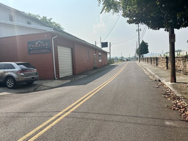 Primary Photo Of 917 Cooper St, Knoxville Manufacturing For Sale