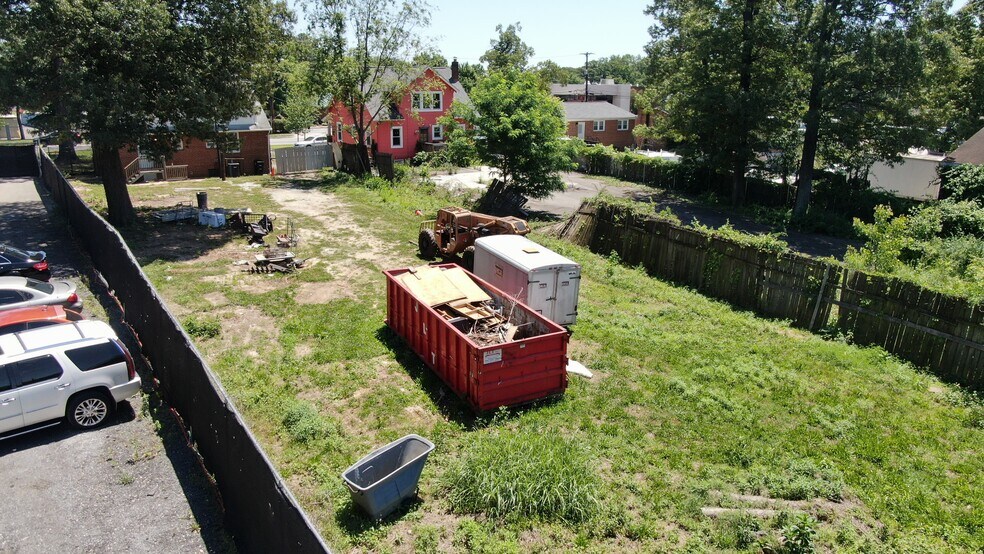 More Photos Of 4105 Forestville Rd, District Heights Service For Sale