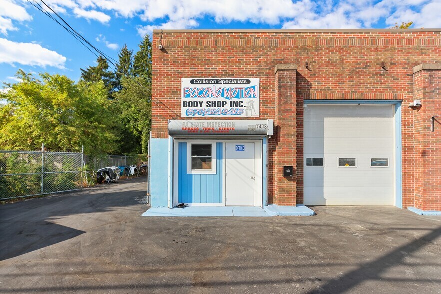 More Photos Of 1413 N 5th St, Stroudsburg Service For Sale