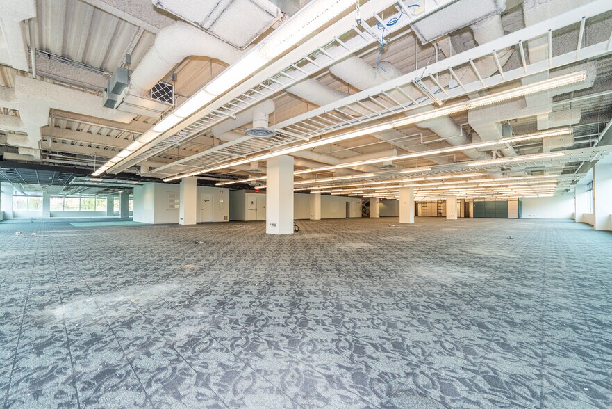 More Photos Of 1467 Rt 31 S, Annandale Office For Sale