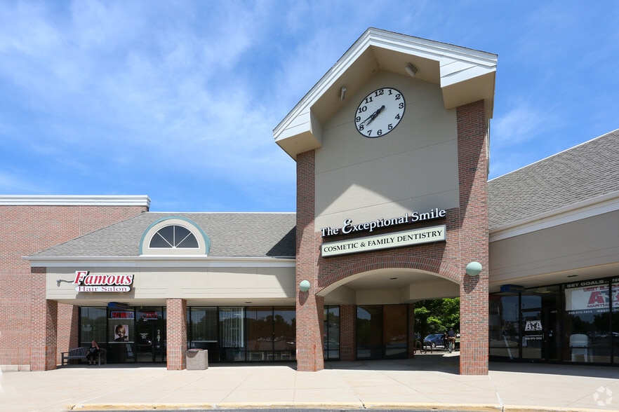 More Photos Of 4755-4901 Haggerty Rd, West Bloomfield Unknown For Lease