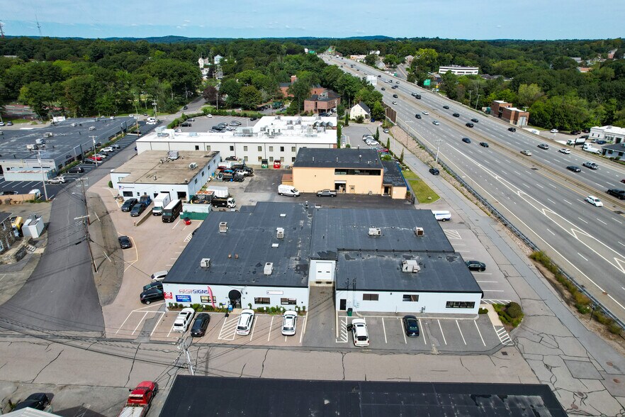 More Photos Of 15-19 Kearney Rd, Needham Flex For Lease