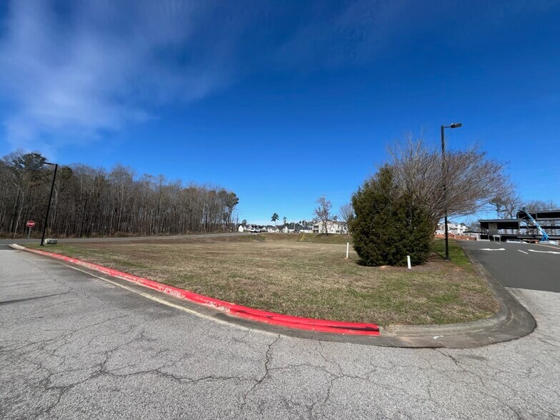 More Photos Of 100 Morrisville Square Way, Morrisville Land For Lease
