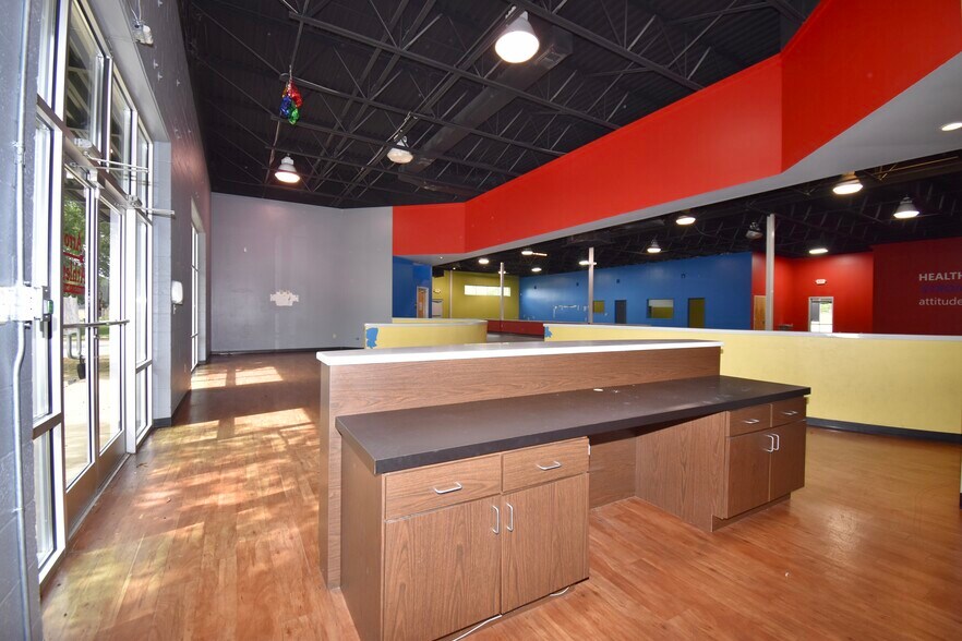 More Photos Of 1721-1751 Vann Dr, Jackson Unknown For Lease