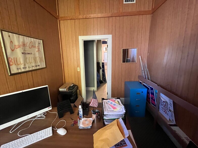 More Photos Of 926 Diamond Park, Meadville Office For Sale