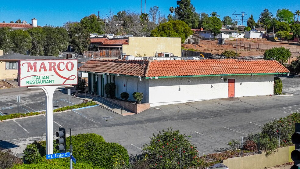 More Photos Of 1825 E Vista Way, Vista Restaurant For Sale