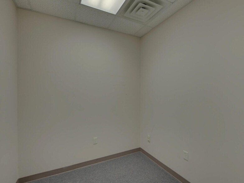 More Photos Of 134 Hurricane Shoals Rd, Lawrenceville Storefront Retail Office For Sale