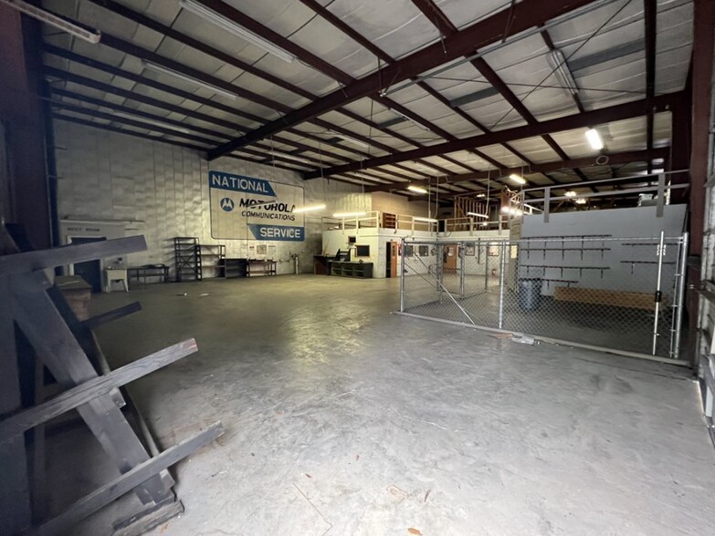 More Photos Of , Marrero General Retail For Sale