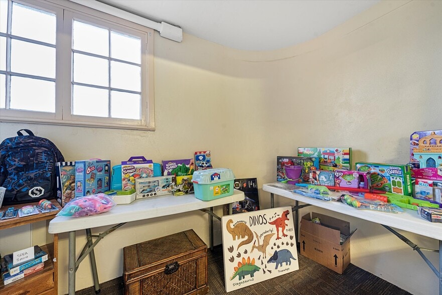 More Photos Of 2100 7th St, Baker City Specialty For Sale