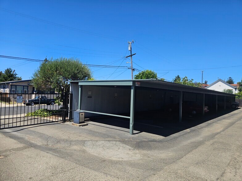 More Photos Of 1049 Armstrong St, Hayward Apartments For Sale