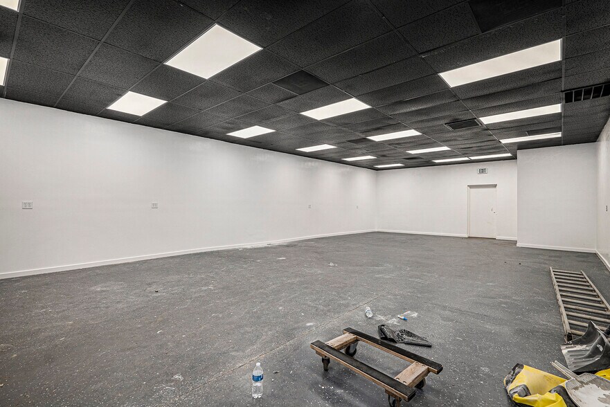 More Photos Of 340 W Hampden Ave, Englewood Freestanding For Lease