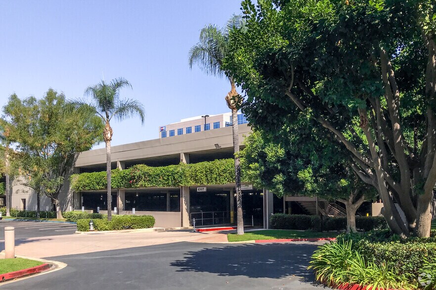 More Photos Of 10 Pointe Dr, Brea Office For Lease
