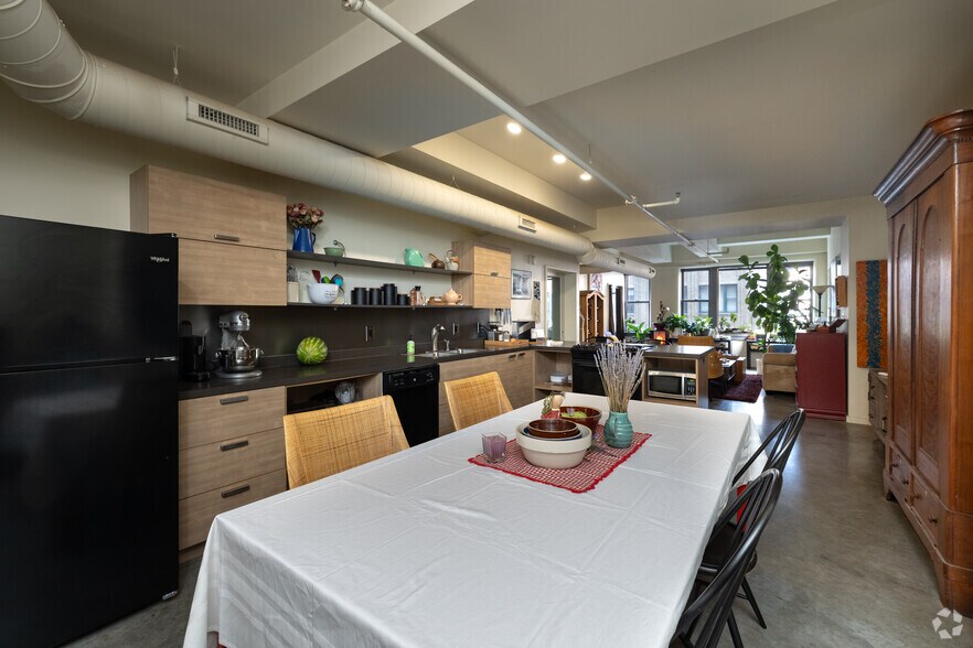 More Photos Of 915 Olive St, Saint Louis Apartments For Sale
