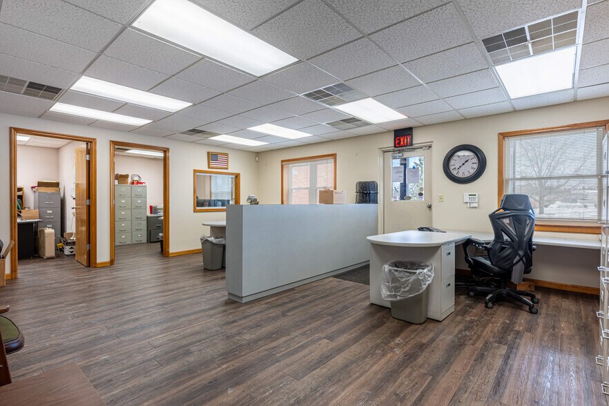 More Photos Of 3946 Indian Ripple Rd, Dayton Warehouse For Lease