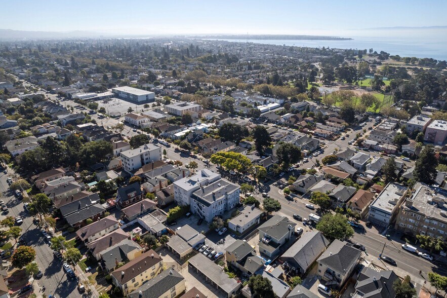 More Photos Of 739 Santa Clara Ave, Alameda Apartments For Sale
