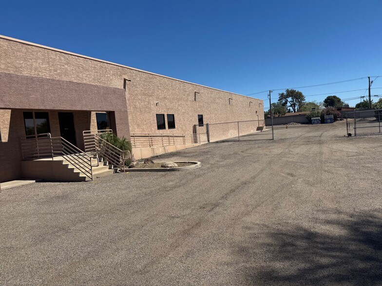 More Photos Of 17617 N 25th Ave, Phoenix Warehouse For Sale