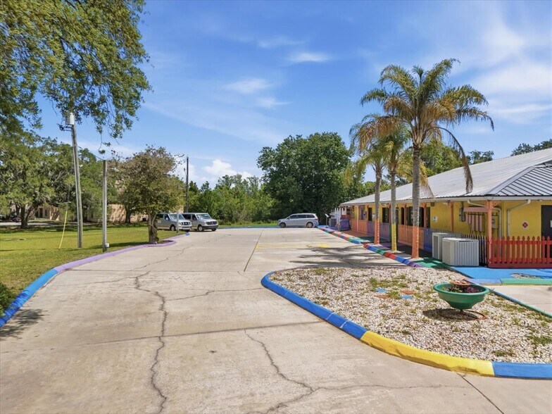 More Photos Of 1330 Knox McRae Dr, Titusville Schools For Sale