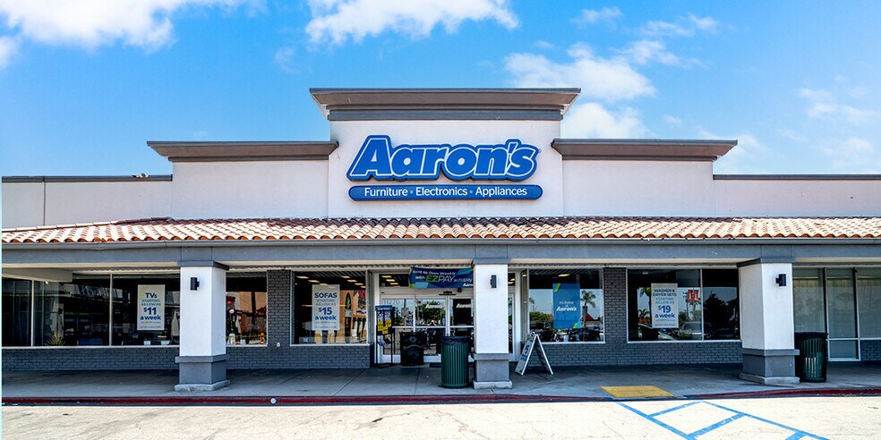 More Photos Of 11202-11340 Crenshaw Blvd, Inglewood Unknown For Lease