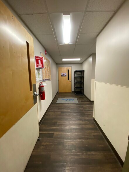 More Photos Of 4311 Old Indiana 261, Newburgh Medical For Sale