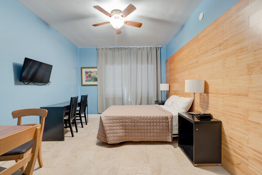 More Photos Of 1680 James Ave, Miami Beach Hotel For Sale