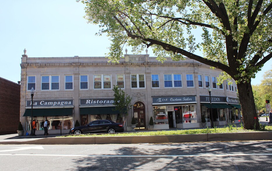More Photos Of 3-5 Elm St, Morristown General Retail For Lease