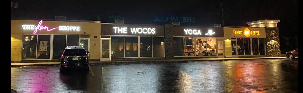 More Photos Of 1525 Louisquisset Pike, Lincoln Unknown For Lease